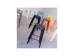 Quatuor De Tabourets De Bar Métal Blanc - VASSIA 6 Quatuor De Tabourets De Bar Métal Blanc - VASSIA -Vous savez quand c'est un magasin de meubles. tabouret haut 11143585